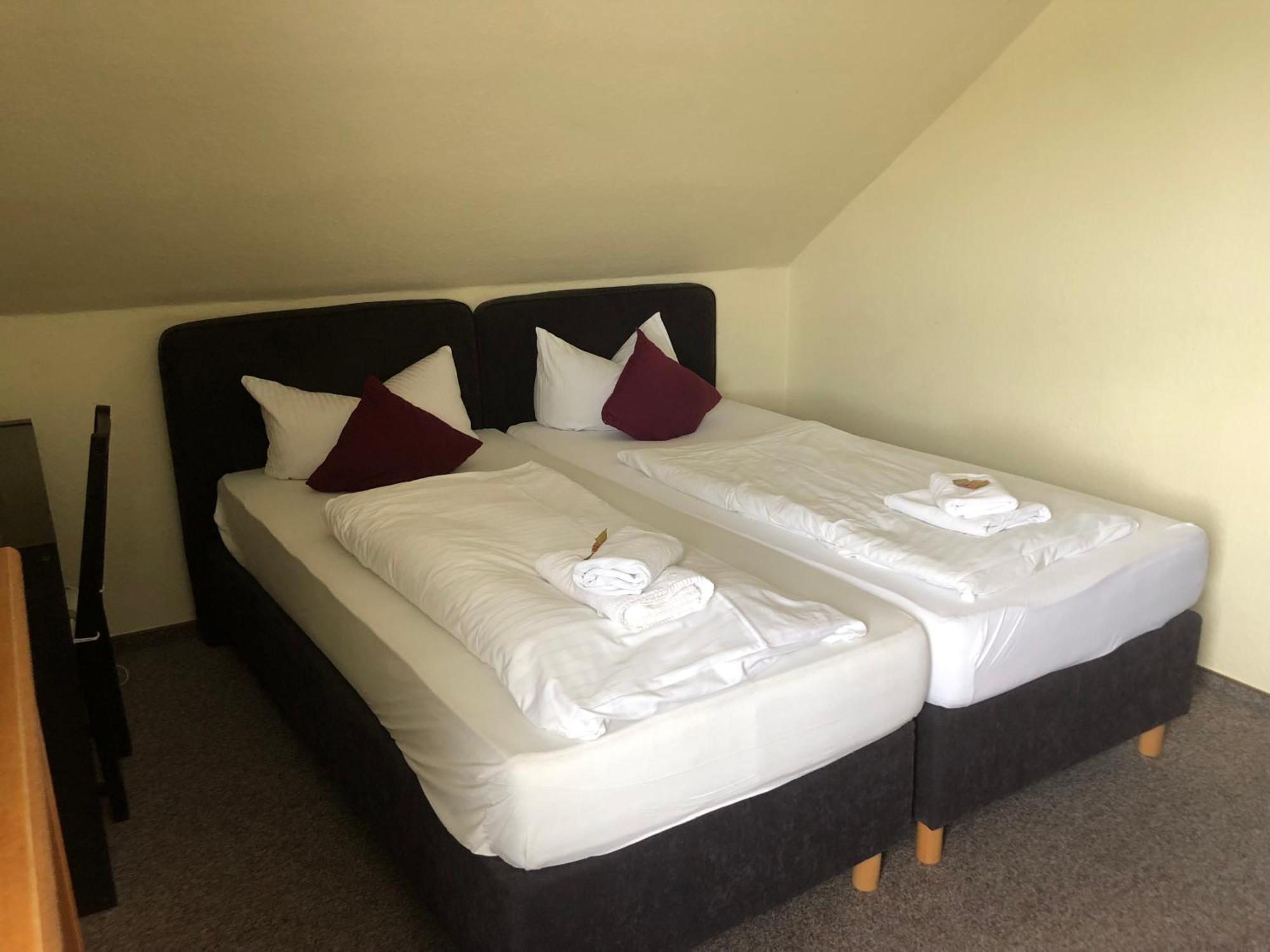Hotel Gasthof Am Waldeck Oberthulba Екстер'єр фото