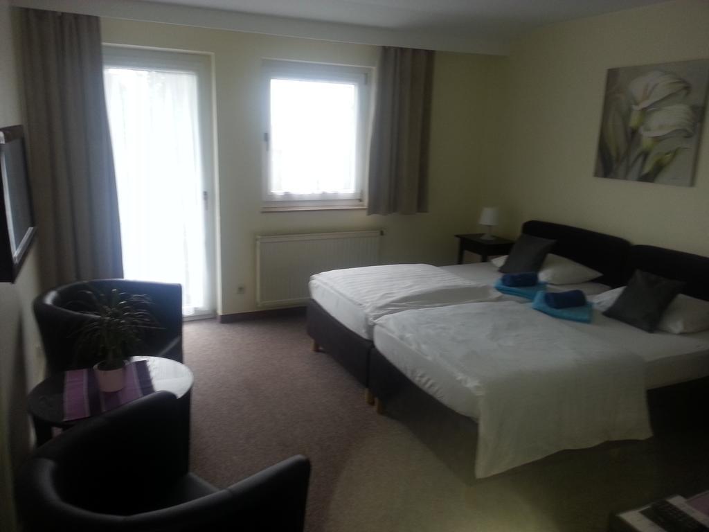 Hotel Gasthof Am Waldeck Oberthulba Номер фото